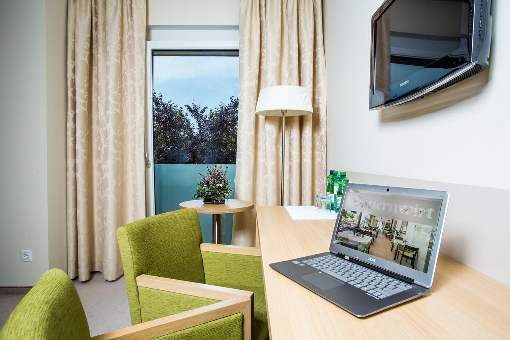 Bauernwirt Hotell Graz Rum bild